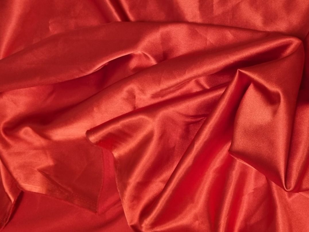 Tessuti: Stoff Polysatin rot – Nuovo e nell'imballaggio originale da geroldswil venduto da Gumball1 2