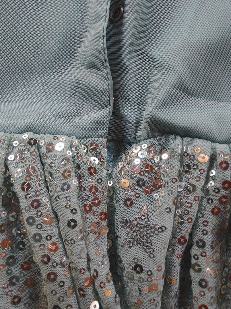H&M Vestiti & Gonne: Paillettenkleid H&M Gr. 134 – Usato da Lostorf venduto da prikyb 3