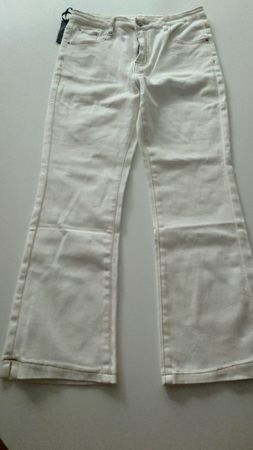 Jeans weiss Marke Magnifique Grösse M neu mit Etikett