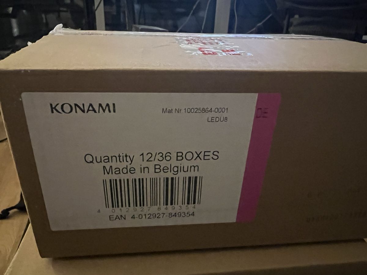 Yugioh Carte collezionabili: Yugioh Legendary Duelists Synchro Storm Case deutsch – Nuovo e nell'imballaggio originale da Olten venduto da Pandastisch