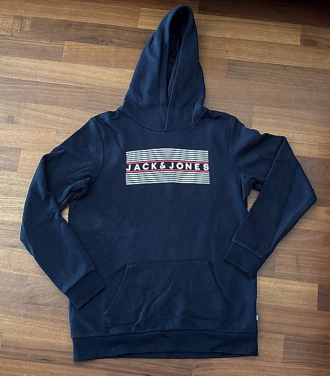 Maglioni & Felpe: Hoodie  – Usato da Willisau venduto da lev_f6dx