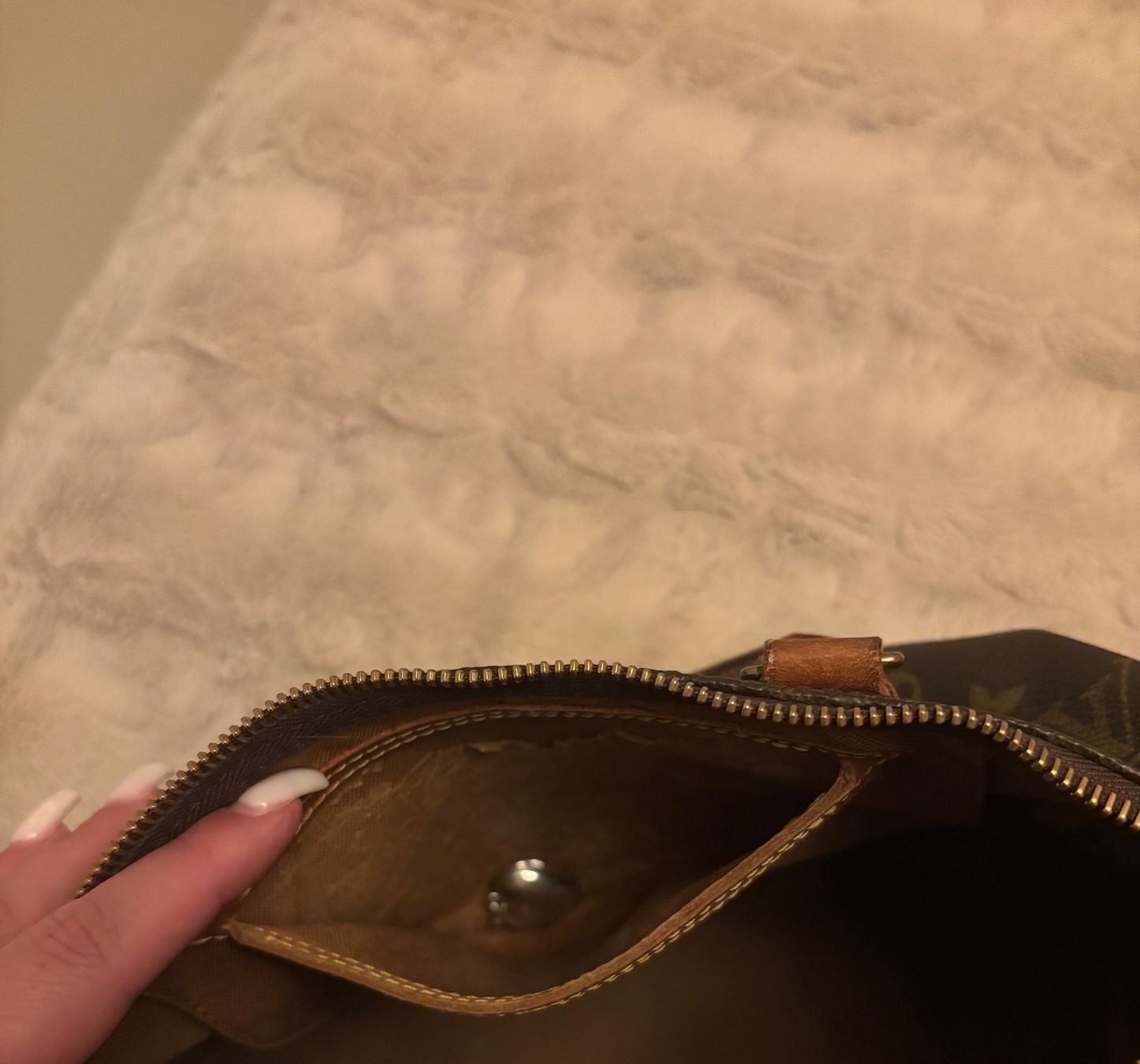 Louis Vuitton Borse da donna: Louis Vuitton Speedy Monogram vintage – Usato da Vétroz venduto da cin_2fjn 2