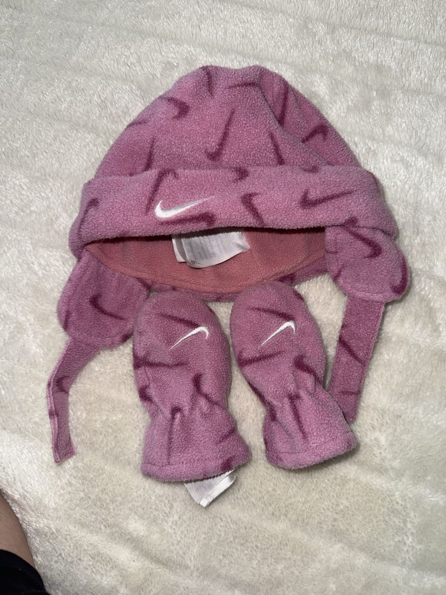 Nike Ensembles coordonnés: Nike Mutze und Handschuhe – D'occasion à Aarburg par Da-Lila