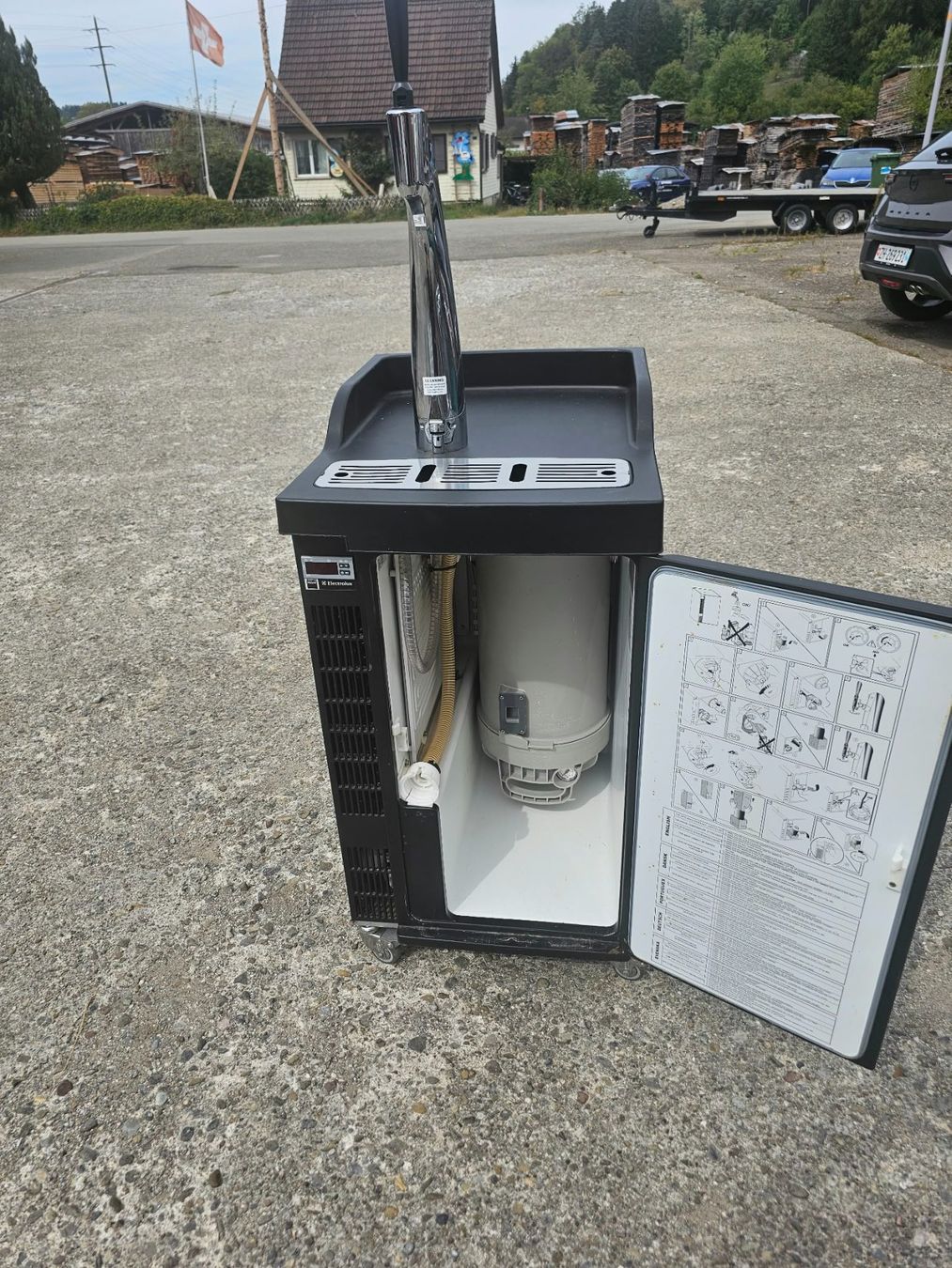 Electrolux Elettrodomestici da cucina: Bierzapfanlage (DRAUGHTMASTER) – Usato da Uster venduto da huibuh.75 1