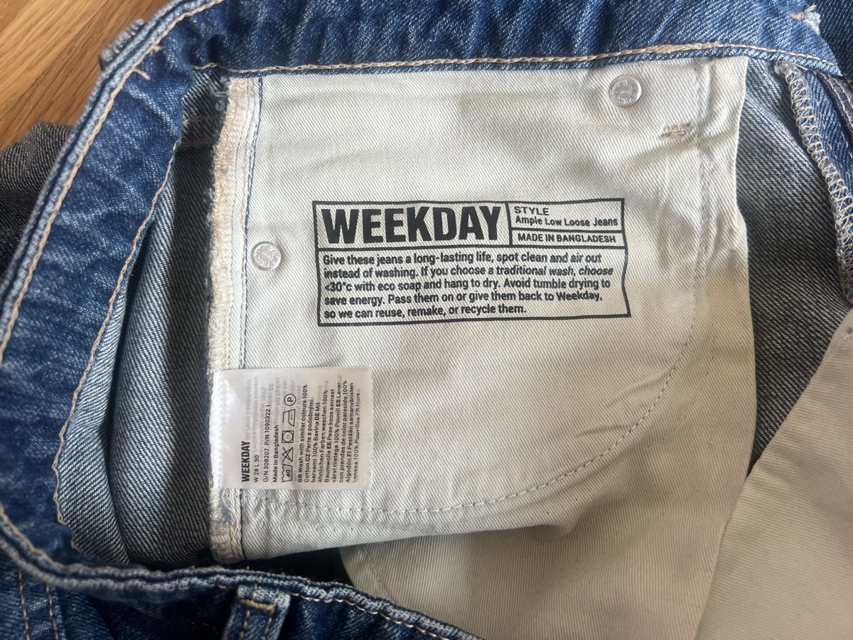 Weekday Jeans: Weekday Ample Loose Jeans W28 L30 – Nuovo (secondo la descrizione) da Zürich venduto da mrck 2