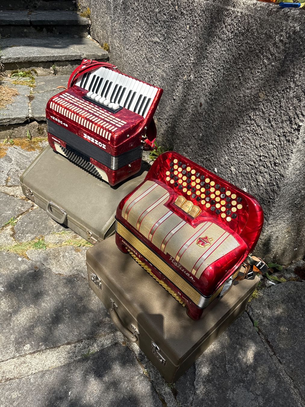 Strumenti musicali: Lot 2 accordéon HOHNER – Usato da St imier venduto da sav_bjf9