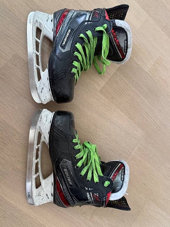 Bauer Patins à glace: Bauer Eishockey Schlittschuhe 2x Gr 33 – D'occasion à Gümligen par xifenglie 4