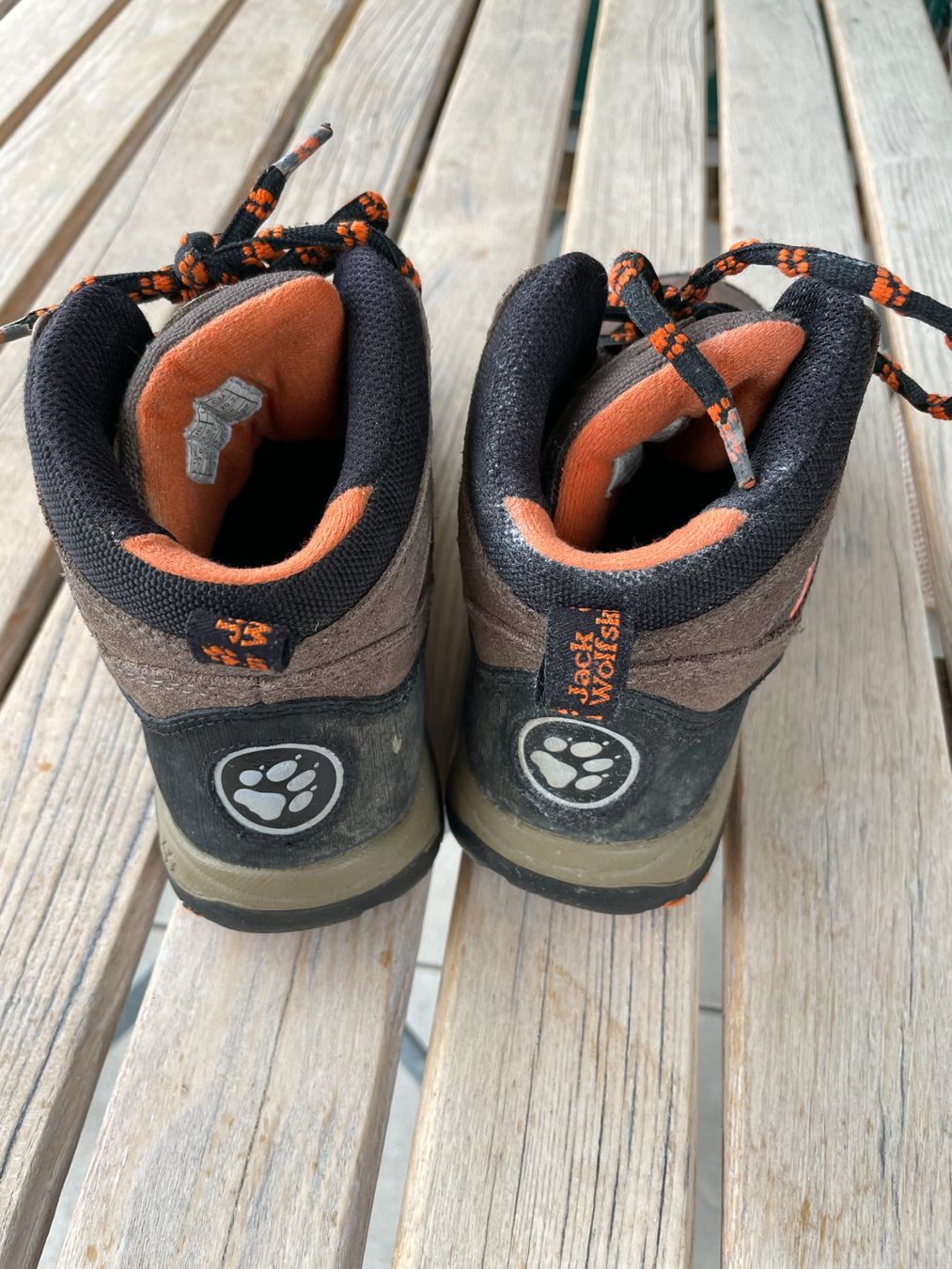 Jack Wolfskin Herrenschuhe: Jack Wolfsfkin Wanderschuhe Kids braun Grösse 32 – Gebraucht aus Zürich von ONA-Online 2