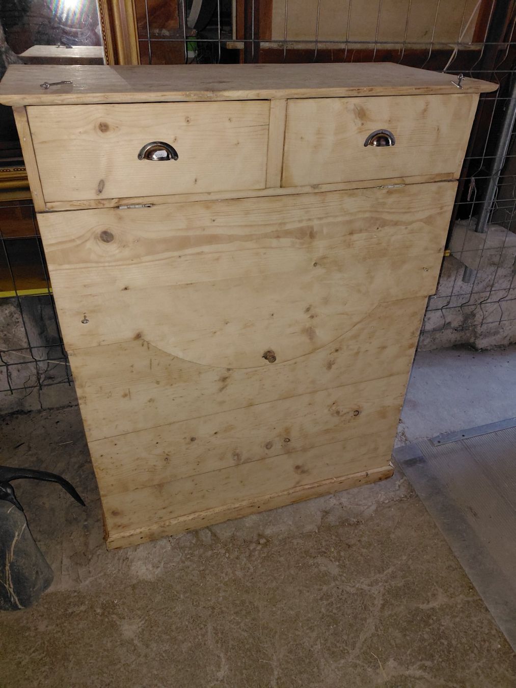 Schränke: Meuble à bois – Gebraucht aus Noiraigue von pel_ny7d