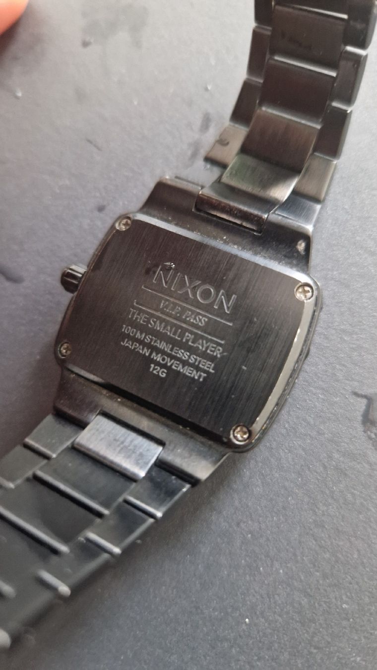 Nixon Orologi: NIXON uhr the small player – Usato da Unterengstringen venduto da sarita_denz 2