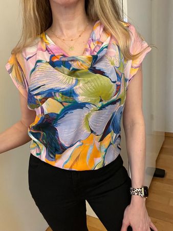 Beatrice B luxuriöse Cupro-Bluse / Top – wie neu ✨