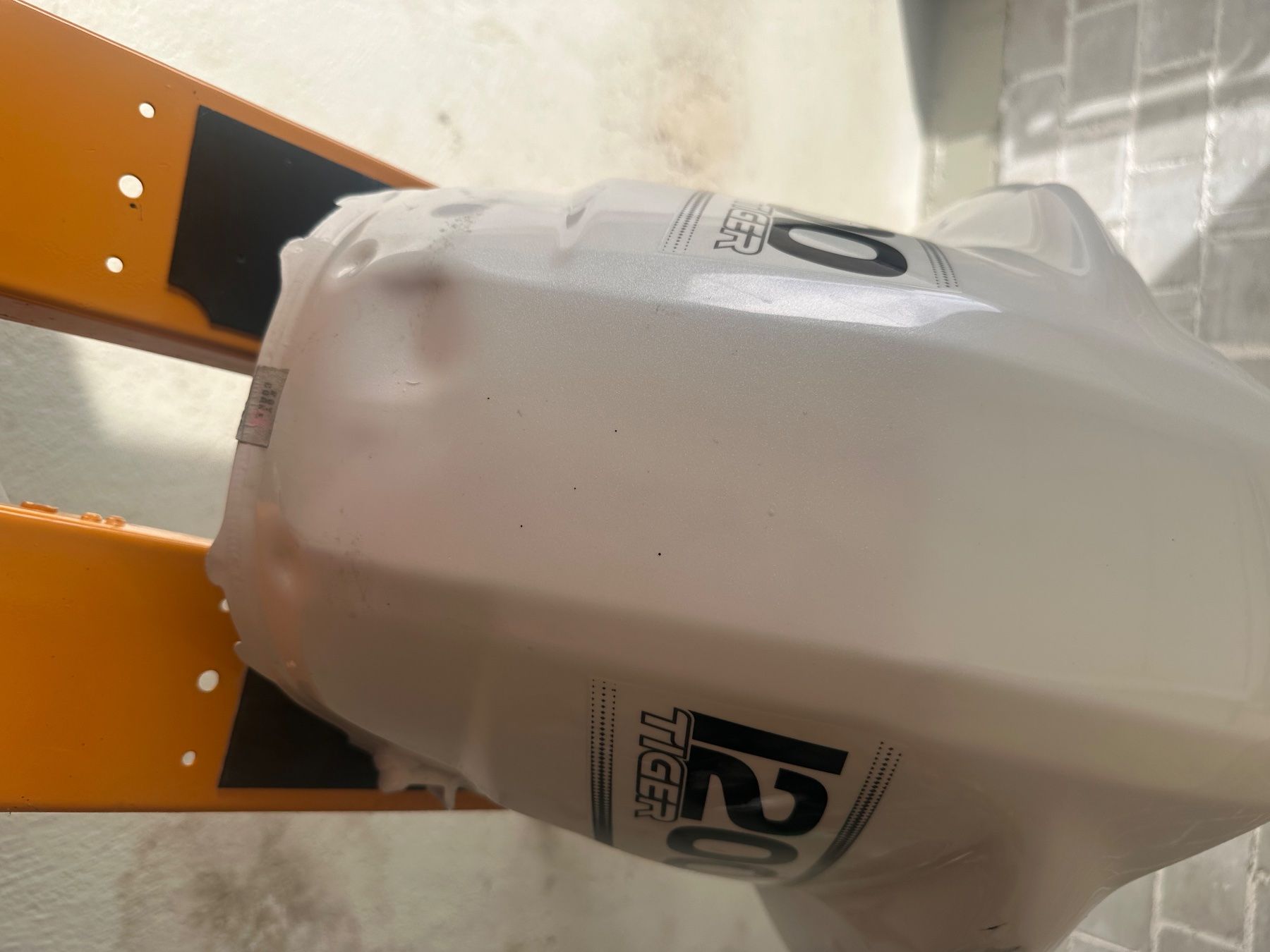 Triumph Accessori per altri veicoli: Triumph Benzintank – Usato da Winkel venduto da Spy007 3