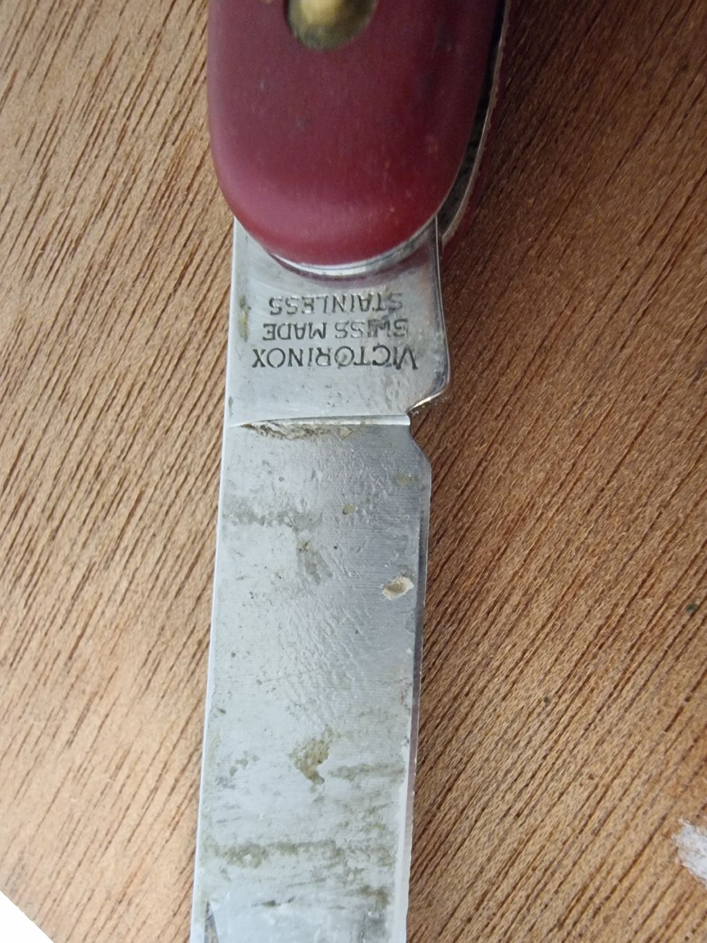 Coltelli tascabile: ancien couteau vitorinox  – Usato da La Chaux-de-Fonds venduto da Ric_m628