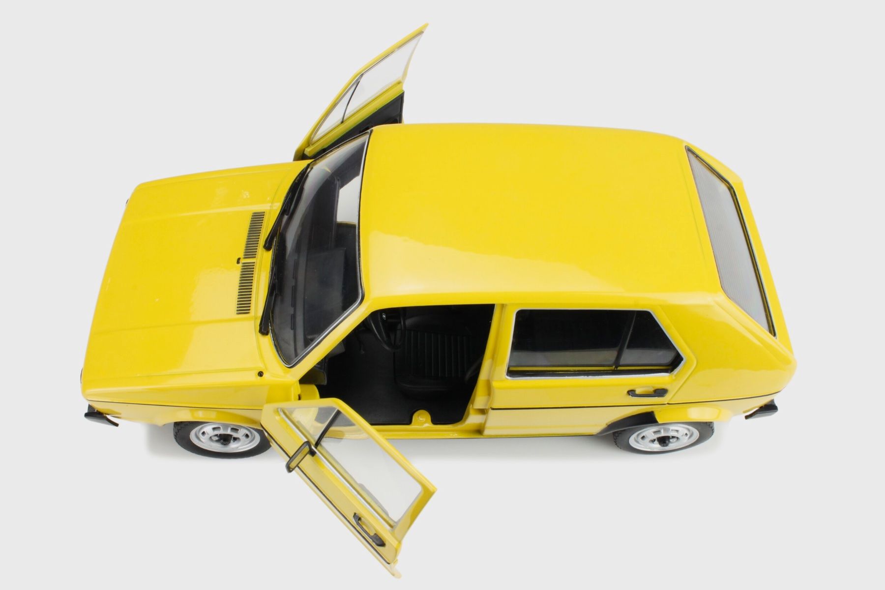 Volkswagen Modellini d'auto: VW GOLF 1 L, Massstab 1:18, Gelb – Nuovo e nell'imballaggio originale da Erlenbach im Simmental venduto da Model_box 6