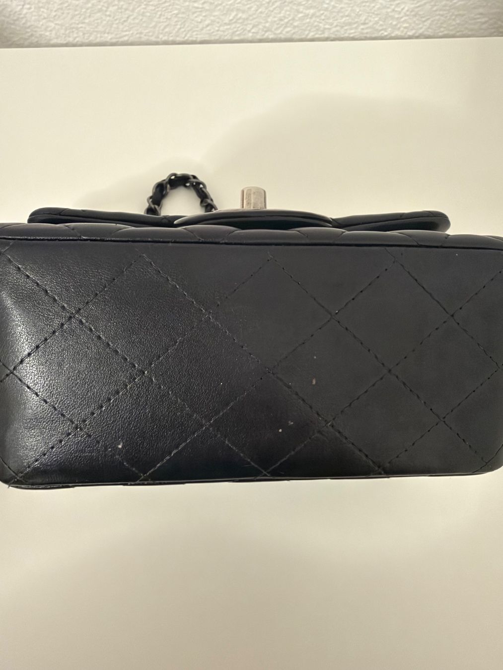 Chanel Borse da donna: Chanel Classic Mini Sqaure Lambskin black silver Hardware – Usato da Embrach venduto da whi_5g28 3