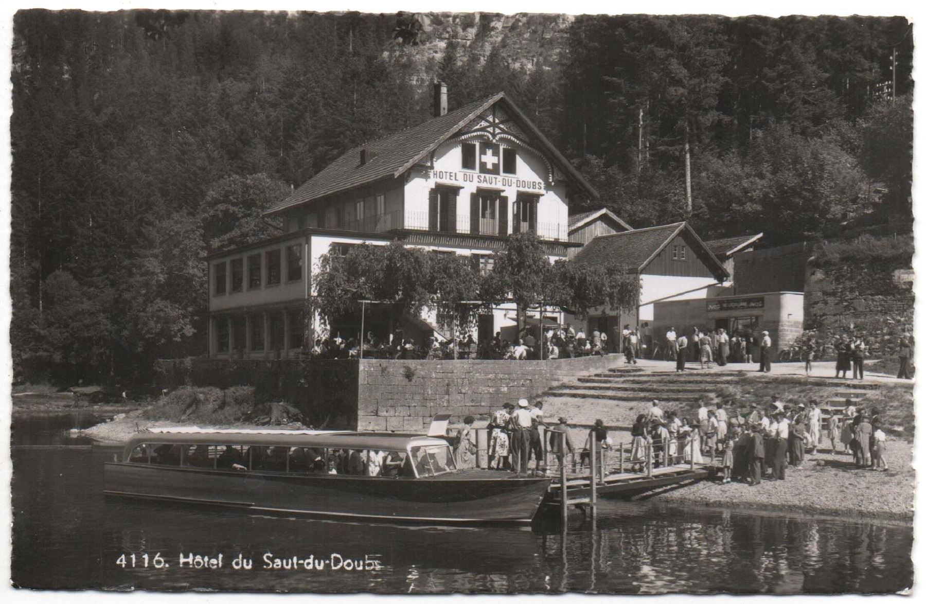 Cartoline postali: LES BRENETS Hôtel du Saut-du-Doubs – Usato da Jona venduto da philajona