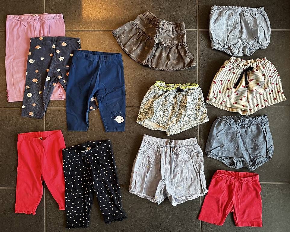 Lotti & Set di vestiti: Kleiderpaket Sommer Mädchen Gr. 86 – Usato da Ottenbach venduto da bienemaja010 3