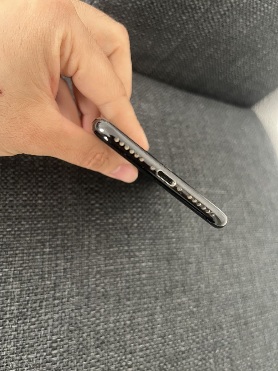 Apple Telefoni cellulari / Smartphones: iPhone 7 128 GB  – Usato da Aarburg venduto da J.Adams 3