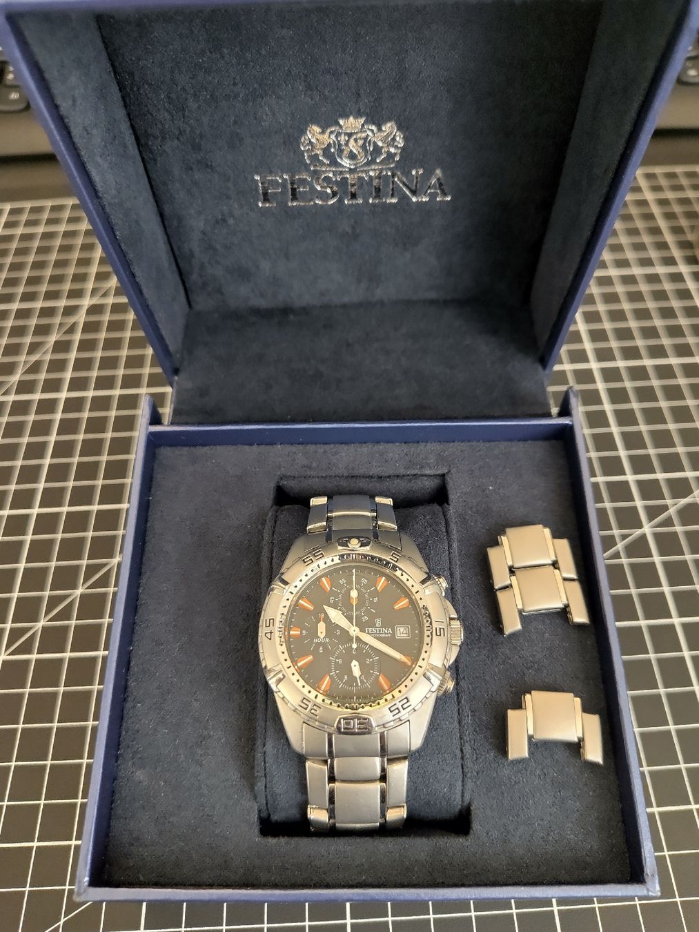 Festina Orologi: Festina Chronograph – Difettoso da Liebefeld venduto da Schasty