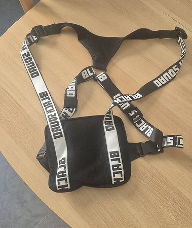 Sac de poitrine "Black Squad"