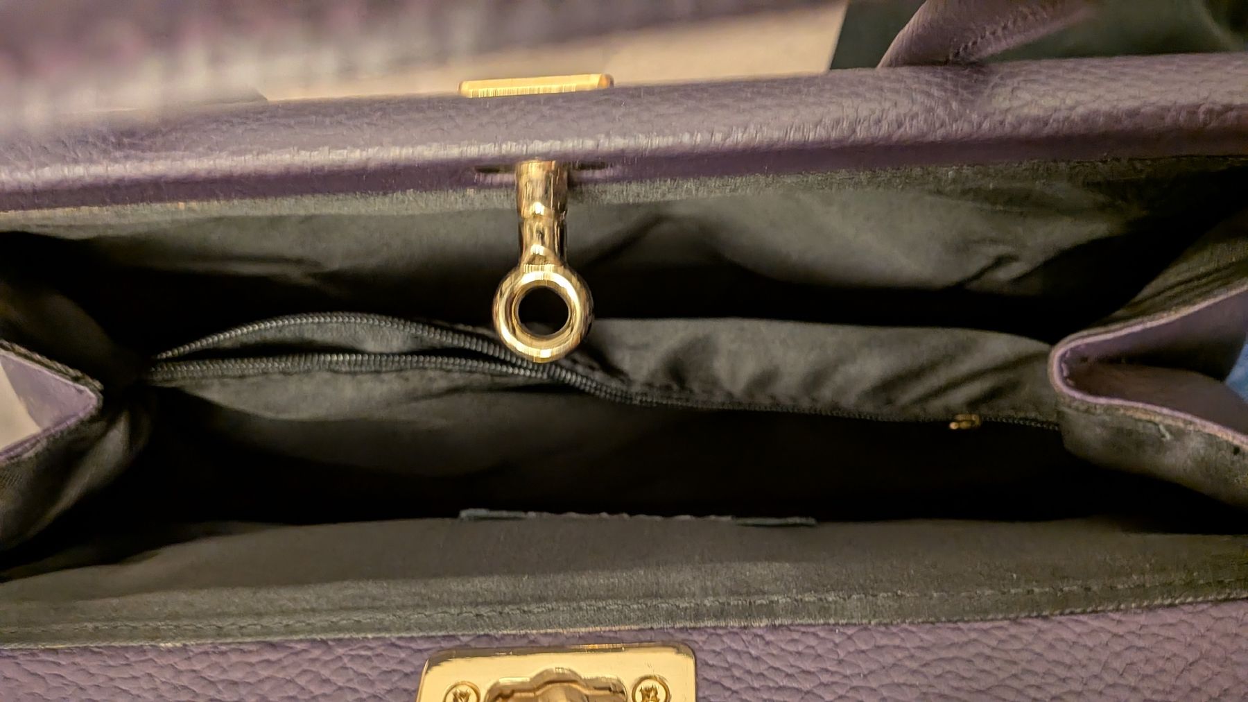 Borse da donna: Handtasche  – Nuovo (secondo la descrizione) da Wattenwil venduto da karinschaw 2