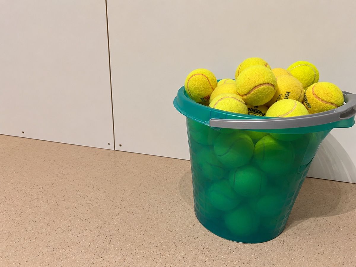 Palloni: 45 alte Tennisbälle – Usato da Killwangen venduto da Daniel3738 1