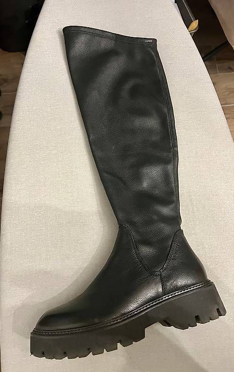 Scarpe da donna: Tamaris Overknee Leder Stiefel – Usato da Schnottwil venduto da pacha08