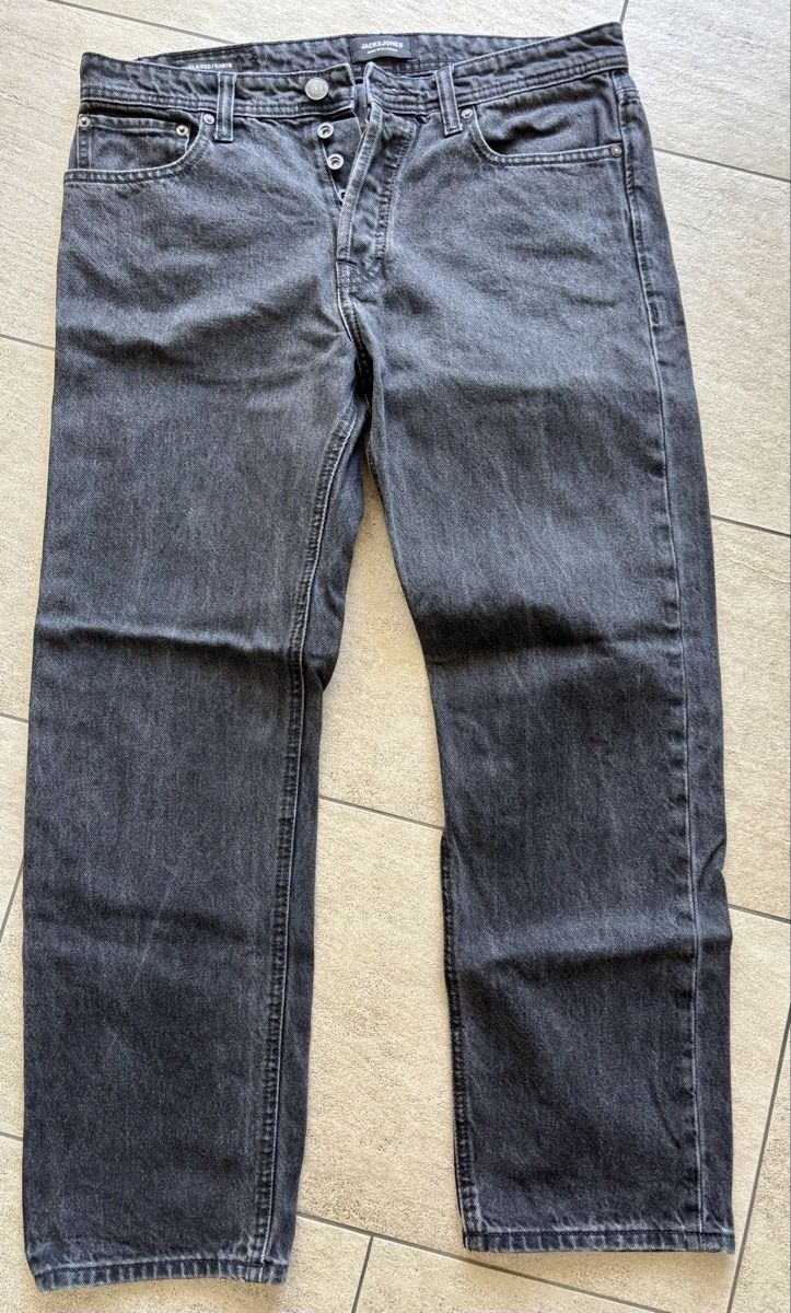 H&M Jeans: Jeans H&M 31/32 straight, regular fit – Usato da Oberdorf SO venduto da misijael
