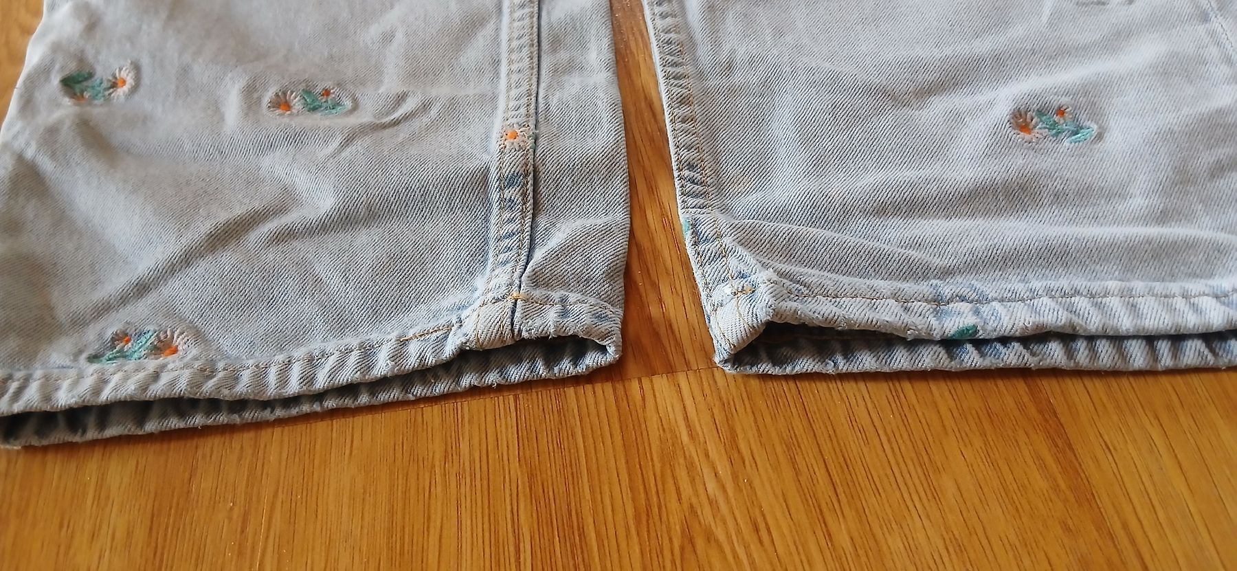 Jeans: pantalon jean – Usato da Montcherand venduto da petiteoune75 2