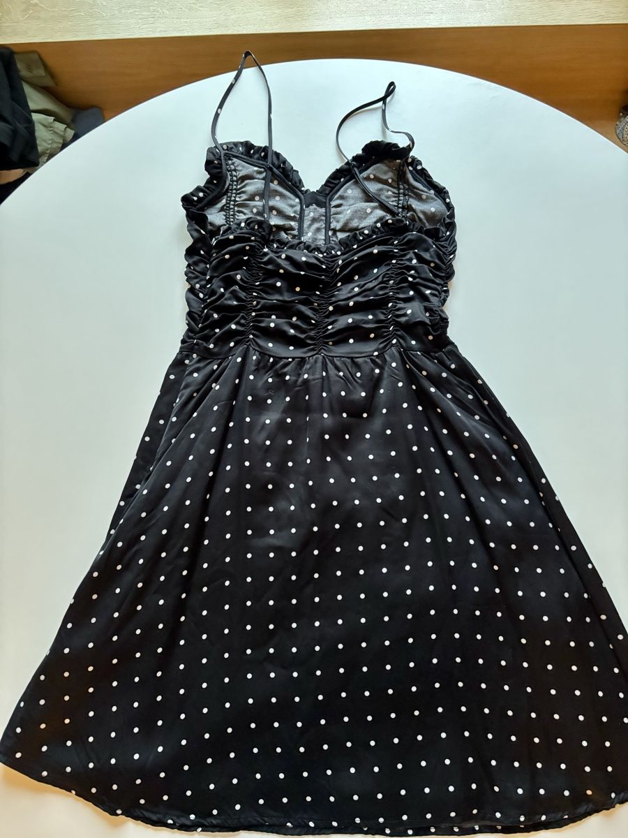 Maje Kleider: Maje Kleid schwarz mit Pünktchen T1 – Gebraucht aus St. Gallen von maryloewe 2