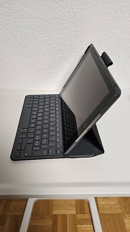 Apple Tablettes PC: Ipad 6 generation top zustand – D'occasion à Bern par MichaelGerber600tt 3