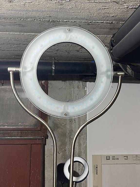 Lampade: Lampadaire LED Major – Usato da Sonceboz-Sombeval venduto da ROXY06 2