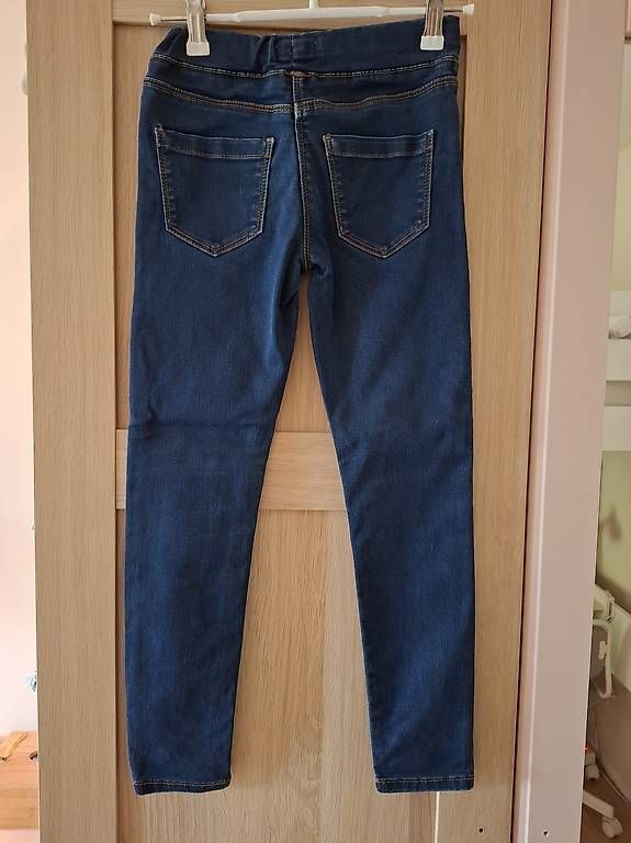 Pantaloni: Vertbaudet Jeans Jeggings Gr. 134 – Usato da Männedorf venduto da Einhornmama 1