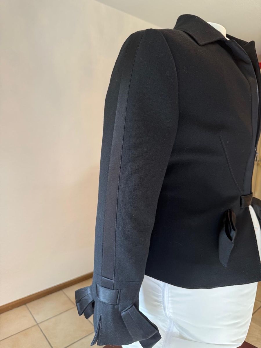 Valentino Jacken: Valentino Jacke, schwarz, Gr. 48. Neue – Neu (gemäss Beschreibung) aus Wangen ZH von tel_gxb5 2