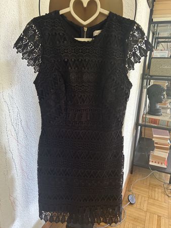 Schwarzes Spitzenkleid Just me Gr. S  – Perfekt für Sommer!