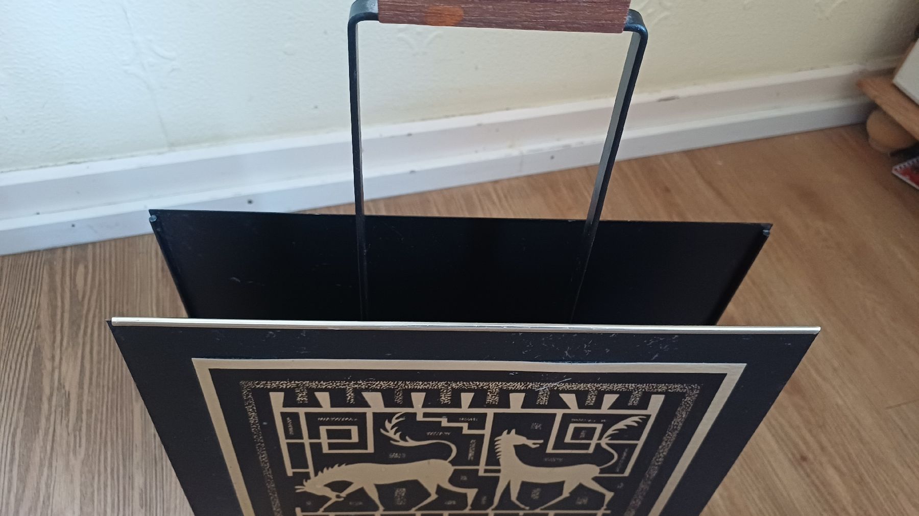 Altro per la casa: Vintage Zeitungständer aus 1960er – Usato da Flawil venduto da Pinkmalibu 8