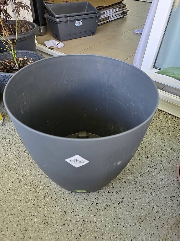 Pots de fleurs: elho brussels wheels 40 cm – D'occasion à Rickenbach b. Wil par Beautiful.Things 2
