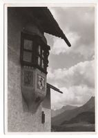 TARASP SCHULS Erker in Tarasp am See, Photo Feuerstein Scuol