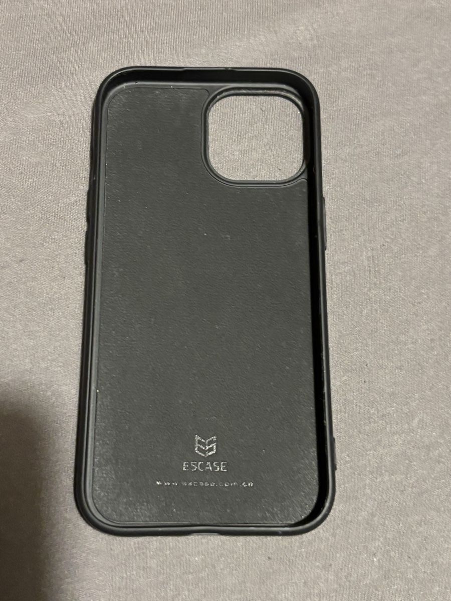 Cover & Protezioni schermo: Iphone 15 Handyhülle (Mattschwarz) – Nuovo (secondo la descrizione) da Unterägeri venduto da abi_sn03 1