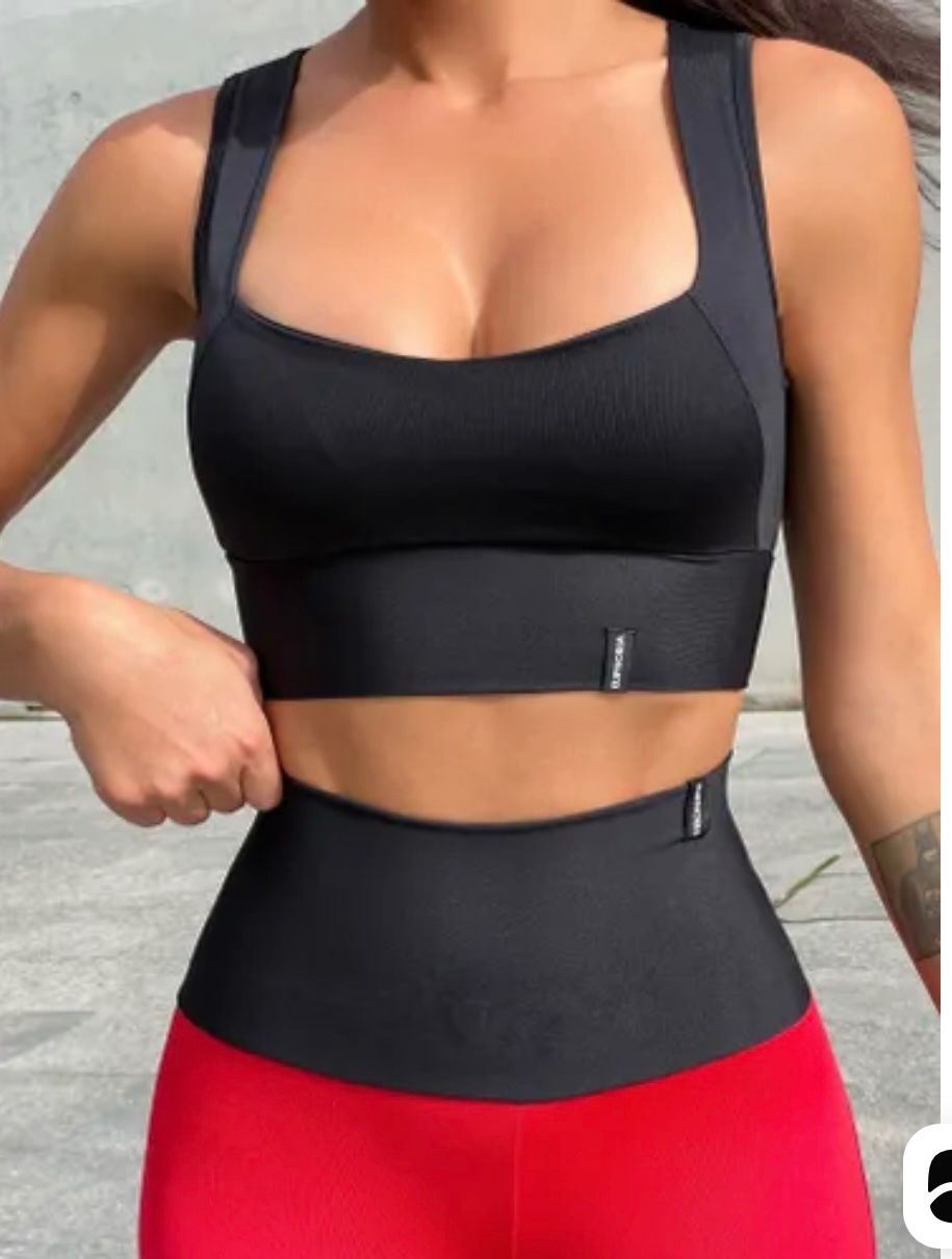 Tops: Sportliches Top  Grösse L schwarz – Gebraucht aus Cham von ninochka02 4