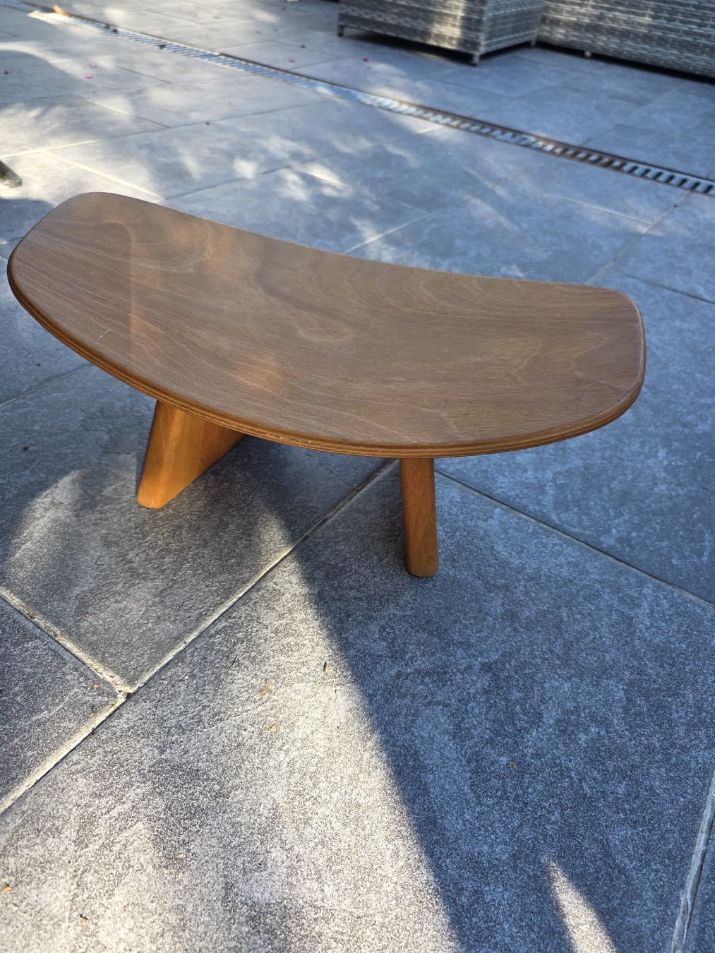 Stühle: Yoga Holz Sitz – Gebraucht aus Pfäffikon ZH von ukp