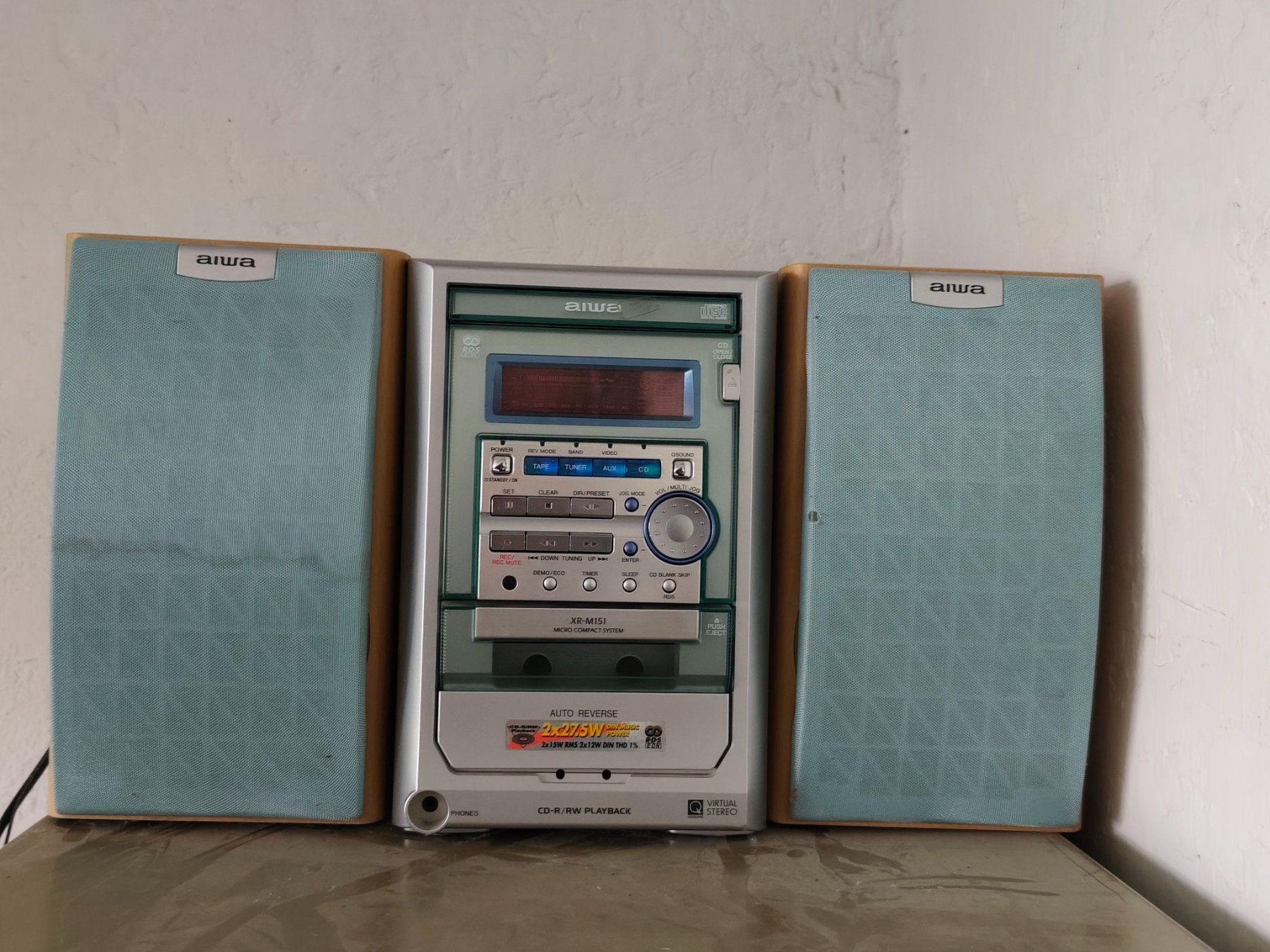 Aiwa Lettore multimediale & Streamer: Minichaîne Aiwa FM/CD – Usato da Delémont venduto da antioque