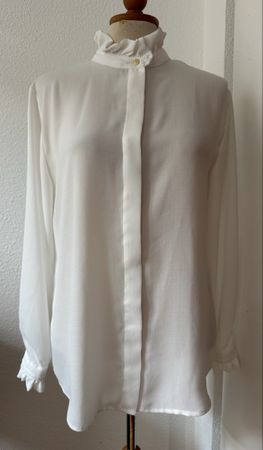 Chemisier blanc Claudie Pierlot taille 36 avec volants