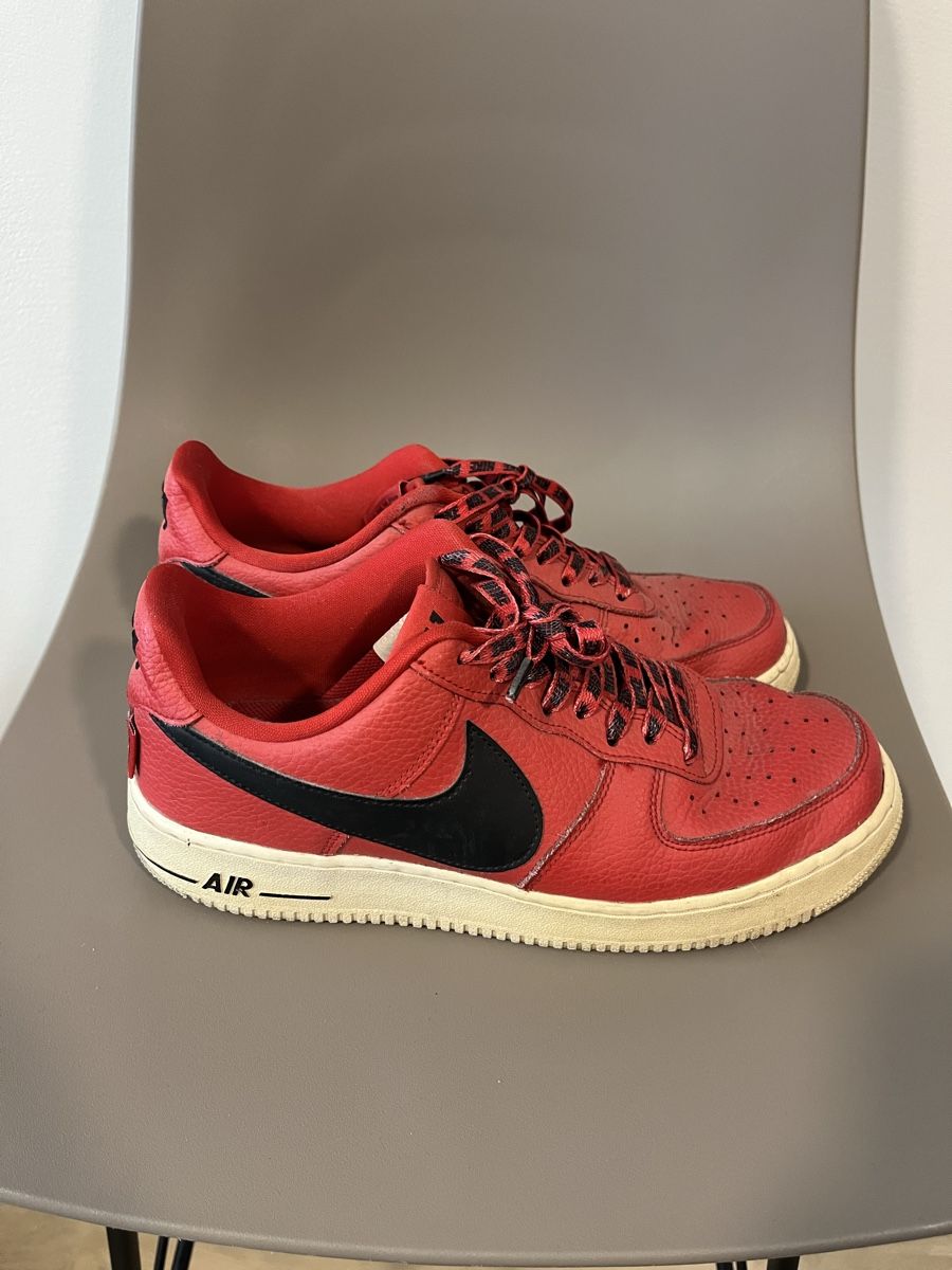 Nike Scarpe da uomo: Red Nike Air Force 1 NBA edition – Usato da Kirchberg SG venduto da schwarzekatze7