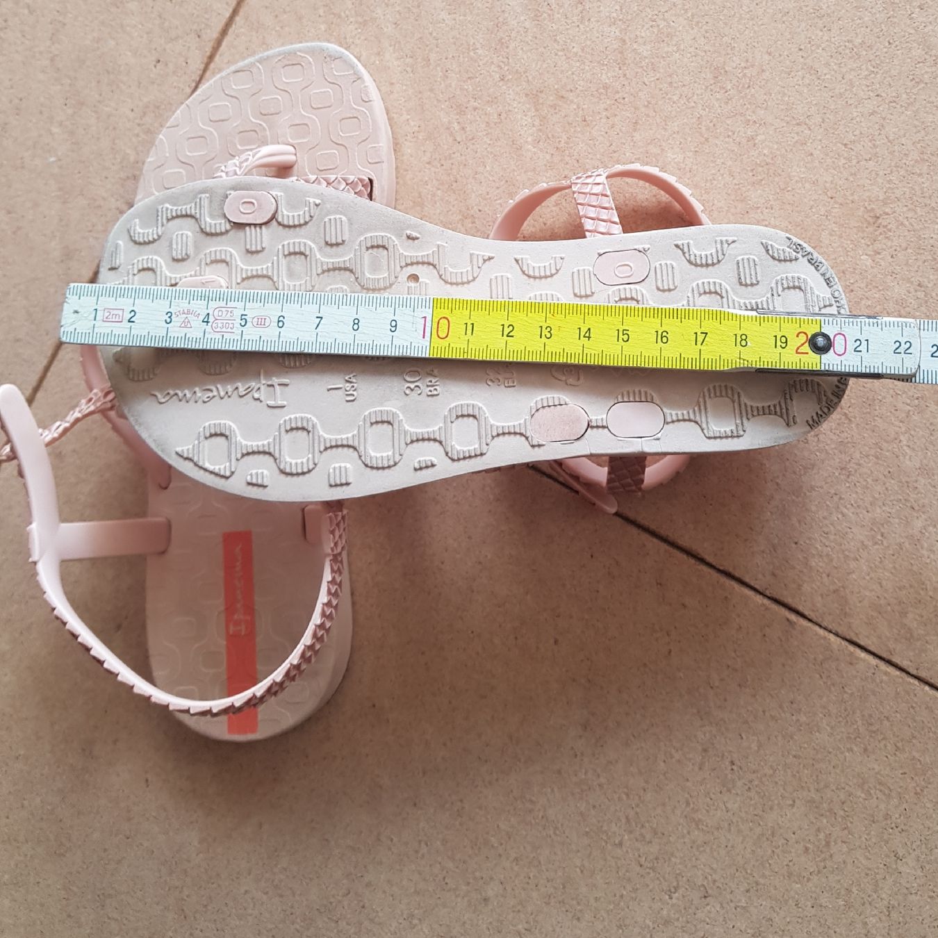 Ipanema Scarpe per ragazze: Sandaletten Ipanema Mädchen Grösse 32 – Usato da Thun venduto da lede 3