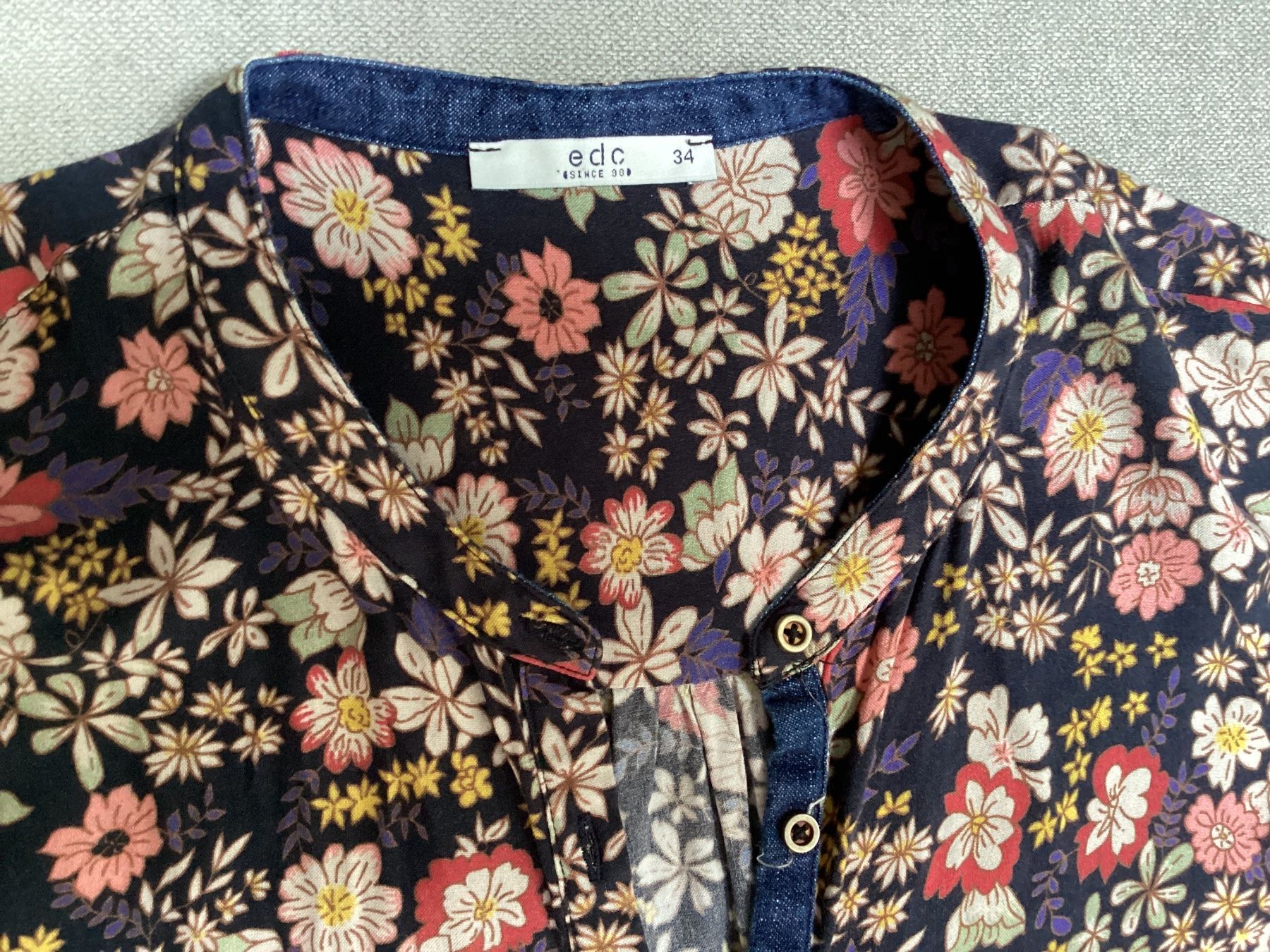 Esprit Vestiti: Schönes, luftiges Esprit edc Kleid mit Blumenmuster Gr. 34 – Usato da Homberg b. Thun venduto da Homata 6