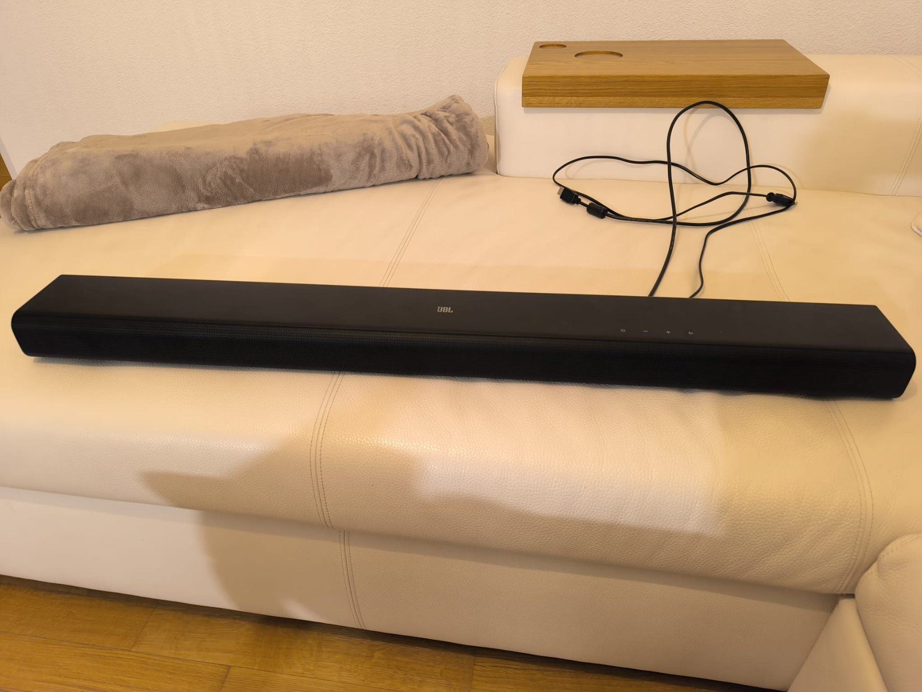 Oakcastle SB80 Xtra Soundbar Für TV Geräte | 200W 2.1 Soundbar Mit Subwoofer | 2 In 1 Abnehmbare Heimkino Soundsystem | Bluetooth Lautsprecher Für Fernseher Mit HDMI ARC | Inklusive Wandmontagesatz