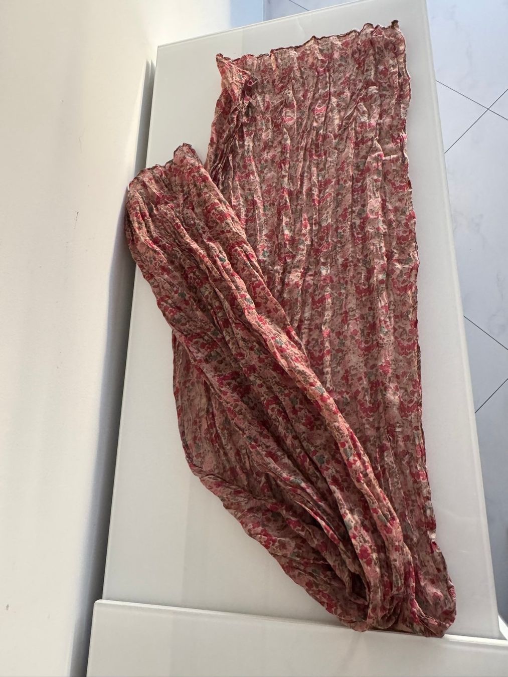 Foulards, Tücher & Schals: Schals Set: 4 leichte Tücher, div. Muster & Farben – Gebraucht aus Uhwiesen von mic_kd6g 3