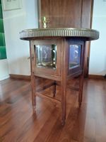Antiker Blumenstand/Beistelltisch mit Glastüren, Holz