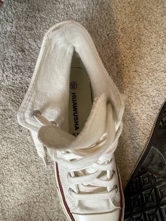 Scarpe da donna: Nicht Originale Converse Schuhe – Usato da Möriken AG venduto da sel_9w5v 3